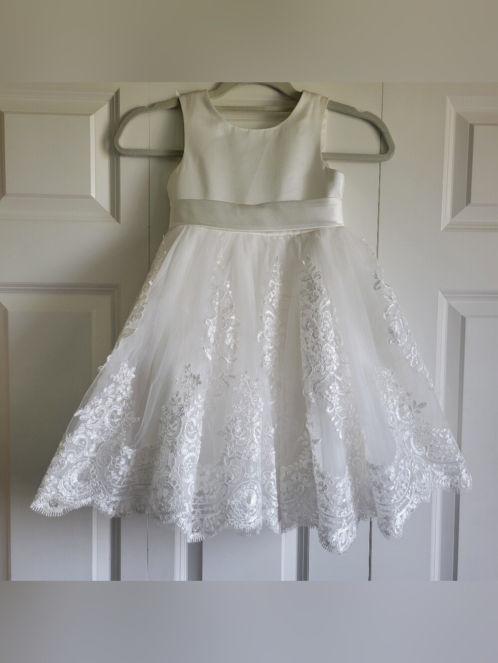 Ivory White Lace Dress Girls Size 5 First Communion Flower Girl